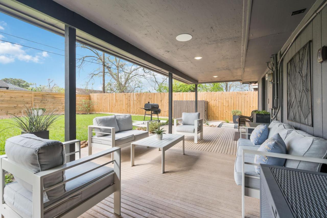 The Gated Modern Home Near Nrg And Medical Center Houston Exterior foto